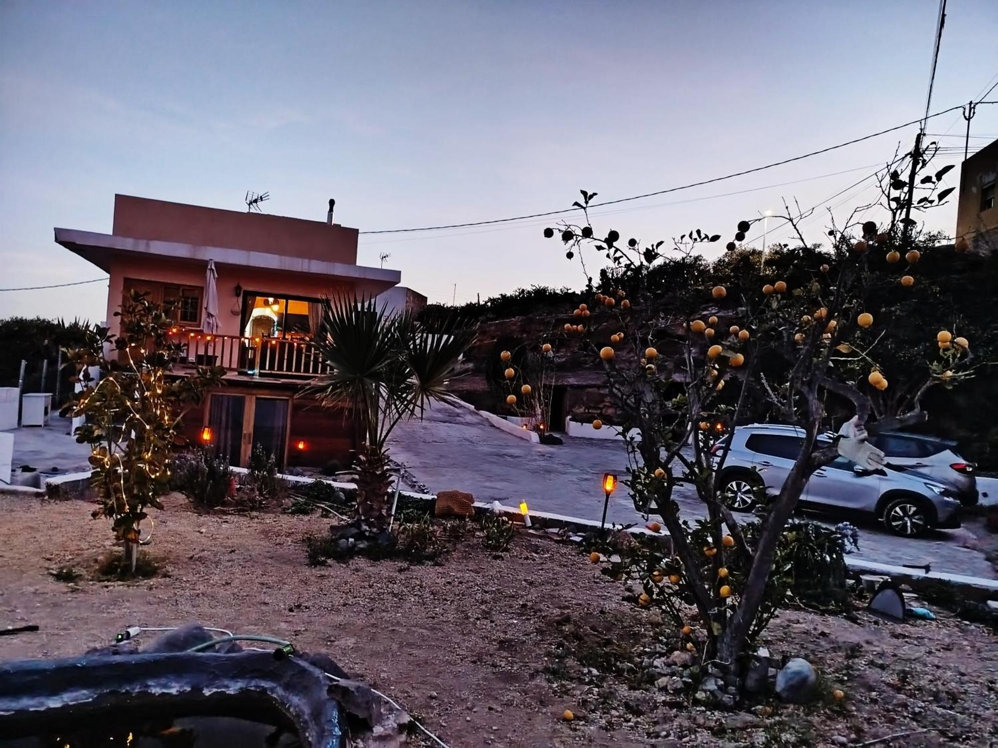 Half Wooden Rural Apartment Fasnia Luaran gambar